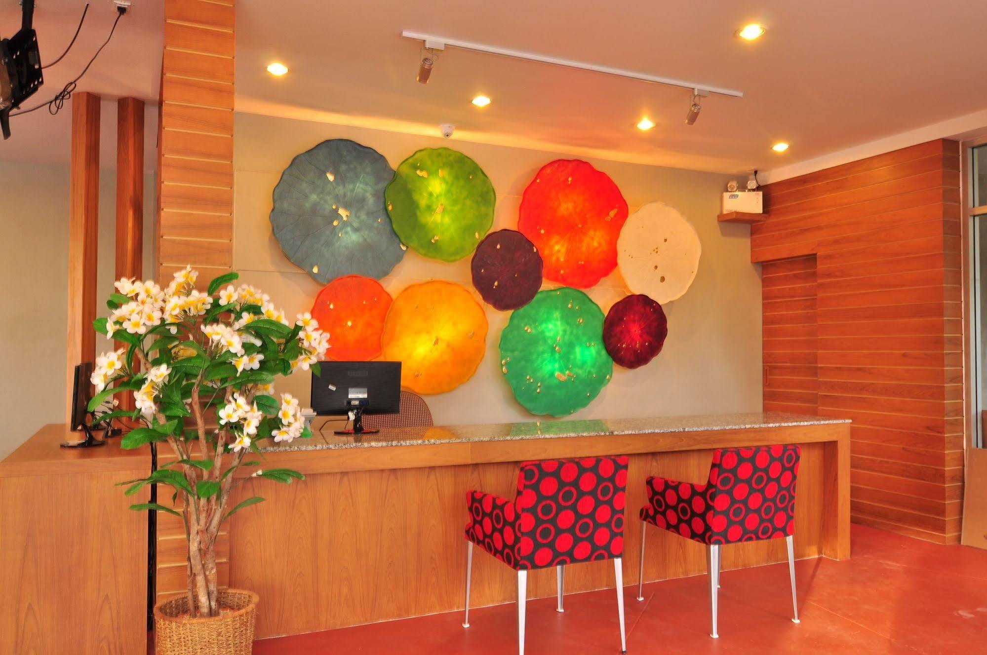 Phu Nana Boutique Hotel - Sha Plus Rawai Exterior foto