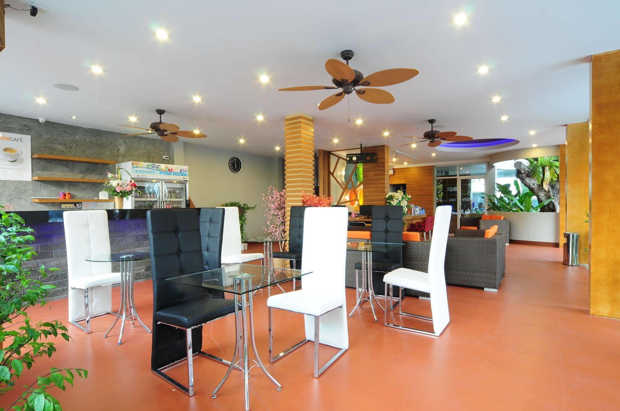 Phu Nana Boutique Hotel - Sha Plus Rawai Exterior foto